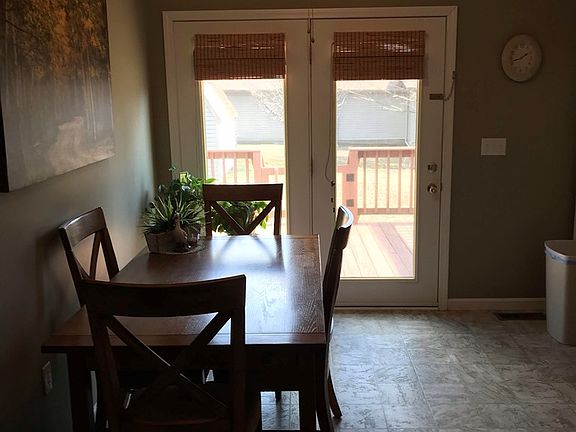 3rd image of 256 Jacklin Dr