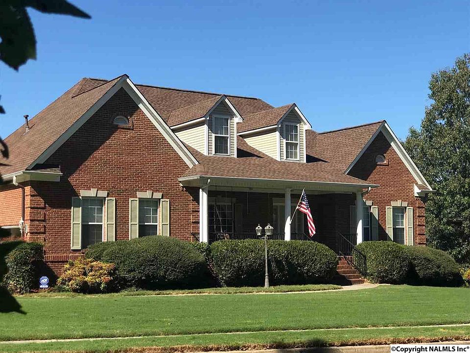1st image of 113 Pavilion Dr