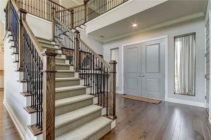 Entry way