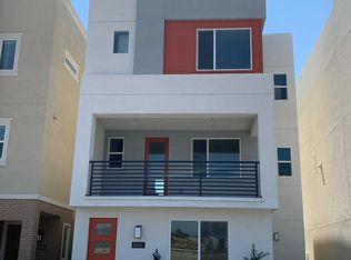 11026 Gateway Rd, Rancho Cucamonga, CA 91701