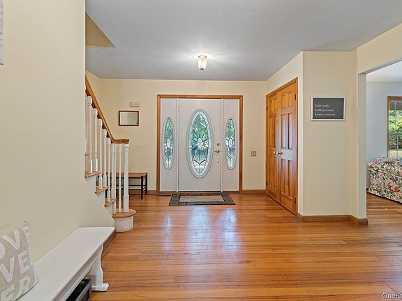 3rd image of 470 Pond Path