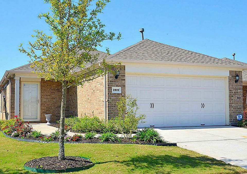 1st image of 2922 Coral Berry Ct
