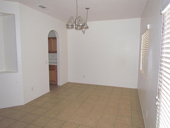 5th image of 12430 Bassett Dr