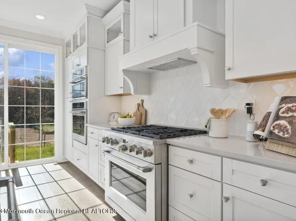 2011 Goldfinch Court #1906, Wall, NJ 07753