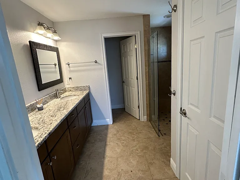 6501 Manila Palm Way — Photo 5