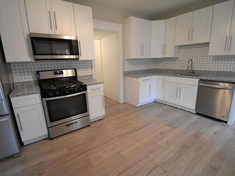 7187 Maple St, Mentor, OH 44060 Zillow