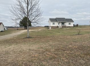 4369 Matthews Rd, Cedar Hill, TN 37032