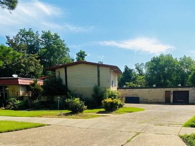 325 Holcomb Dr, Shreveport, LA, 71103