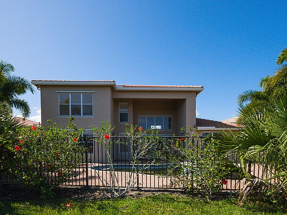 4th image of 2350 Lake Ibis Ln SW