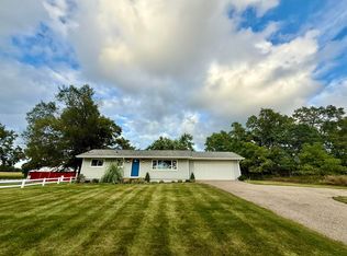 9813 Peterson Rd, Brooklyn, MI 49230