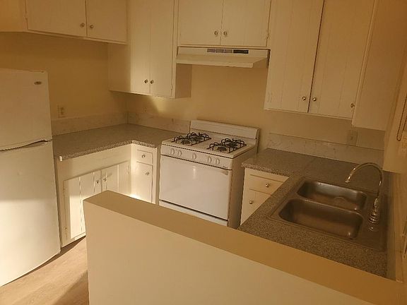 2nd image of 5950 Fulcher Ave APT 14