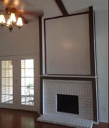 4th image of 731 Baruna Cir