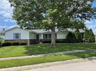 119 Heather Hills Dr, Decatur, IL 62522