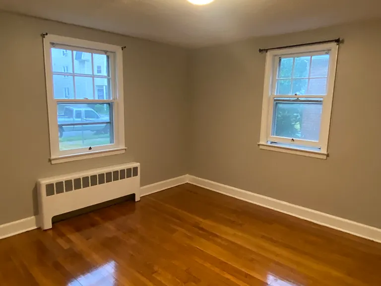 214 Columbia St #1 — Photo 10