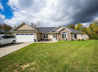 1581 Graham Blvd, Scottsburg, IN 47170