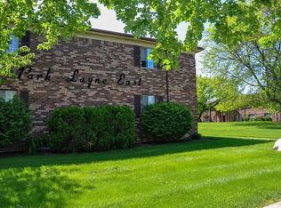 28931 Little Mack Ave #102, Saint Clair Shores, MI 48081