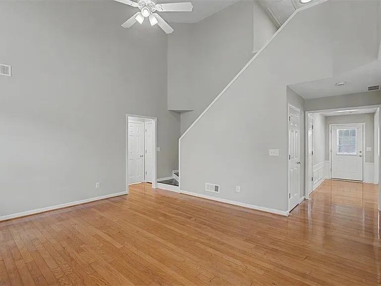 400 Stambridge Ct — Photo 17