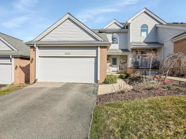 6552 Scenic Pines Ct, Clarkston, MI 48346