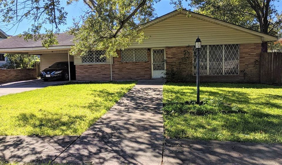 1470 Victoria St Beaumont TX 77701 Zillow