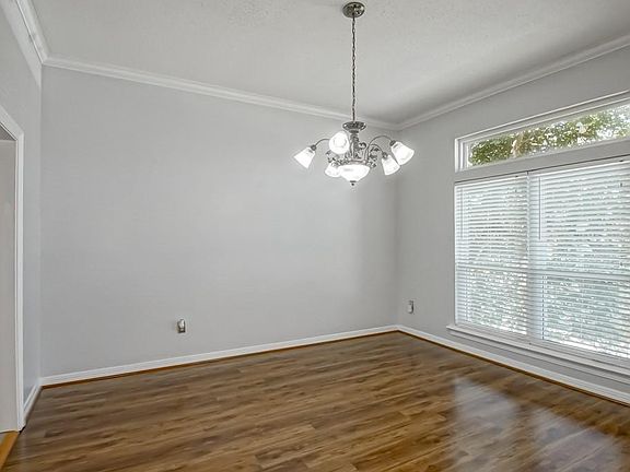 5th image of 3204 Jason Ln