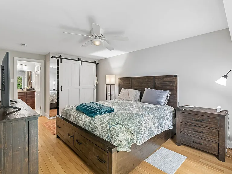 1740 Oakwood Ter #14I — Photo 16