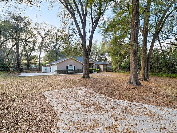 2nd image of 14650 SE 1st Avenue Rd