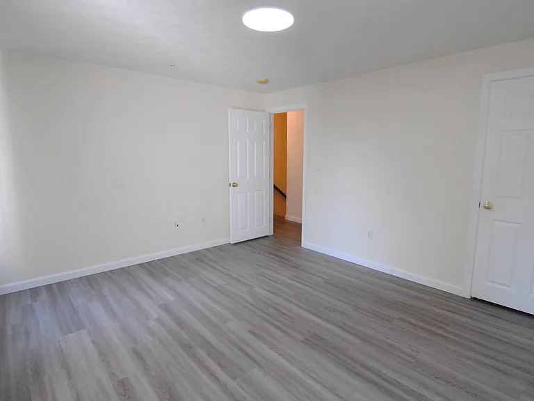 68 Georgetown Dr — Photo 31