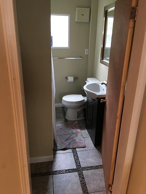 2nd image of 76 W 7th St