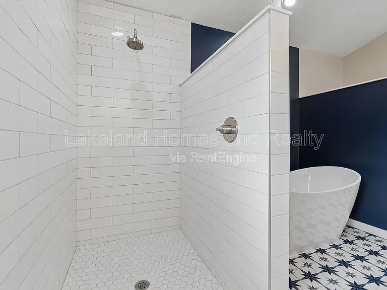 95 Woodside Dr — Photo 30