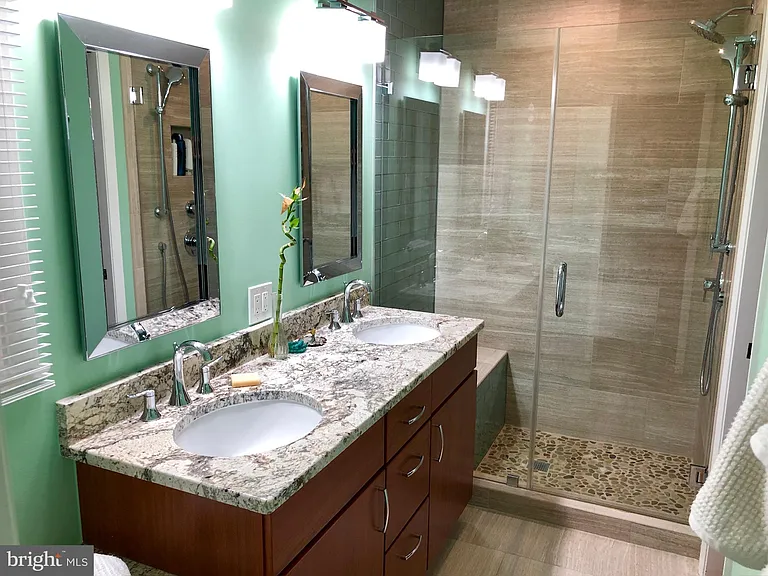 6910 Park Terrace Dr — Photo 7