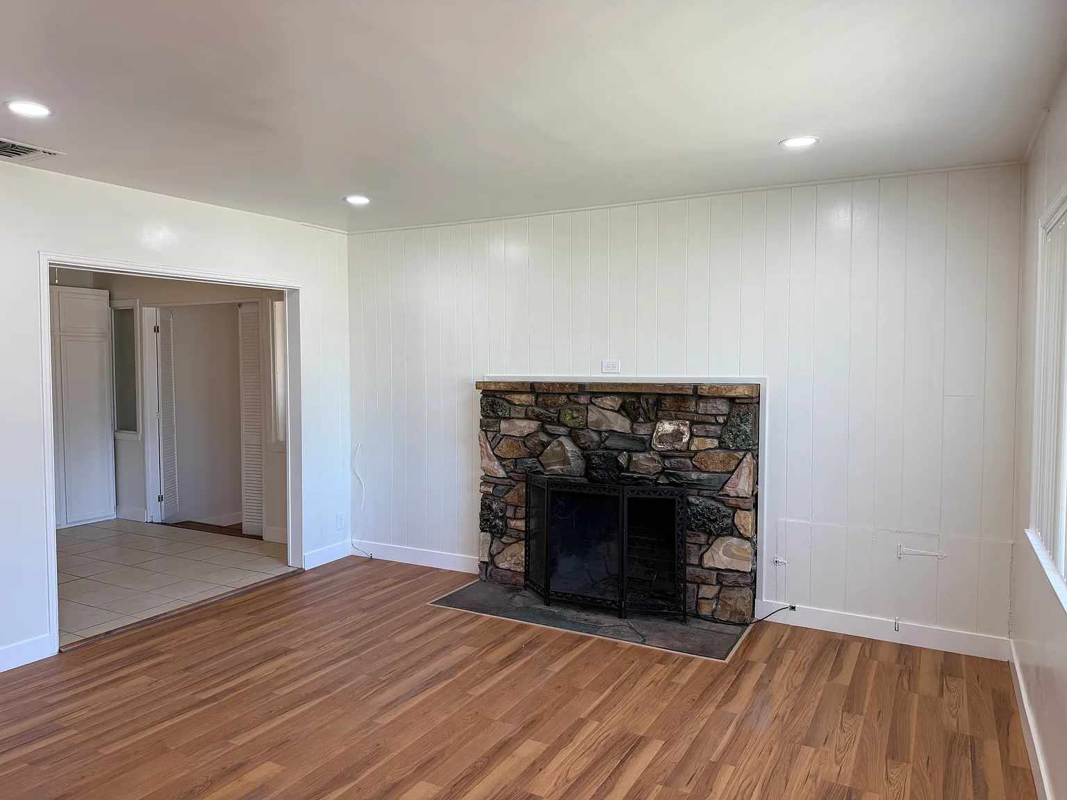 3 bed, 1529 sqft, $3,600 — Photo 4