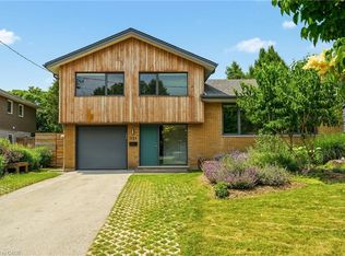 332 Newbold Ct, Burlington, ON L7R 2Y6