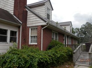 304 N Elm St, Chadbourn, NC 28431