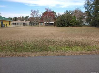 8305 W Cecil Ln, Homosassa, FL 34446