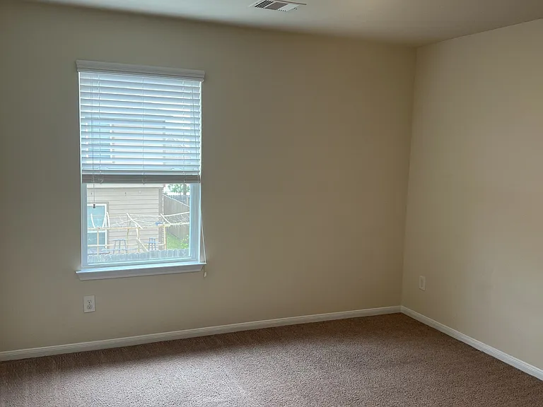 10523 Chestnut Path Way — Photo 17