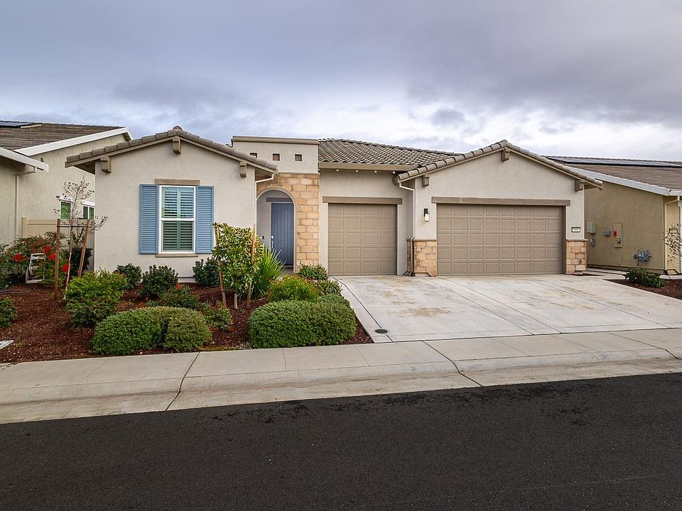 1st image of 608 Voyager Ct
