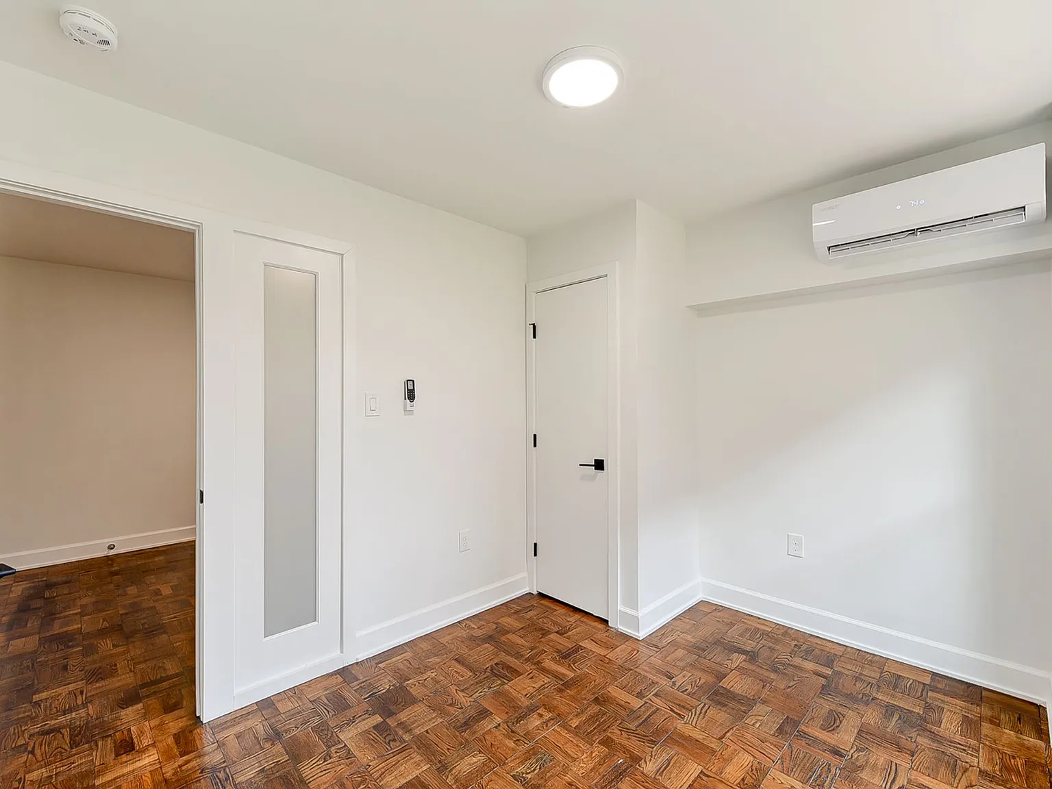 Elevated Northwest DC Living at The Pinnacle — Photo 3