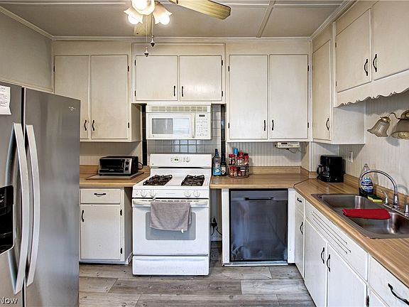 4th image of 25 Forbes Rd