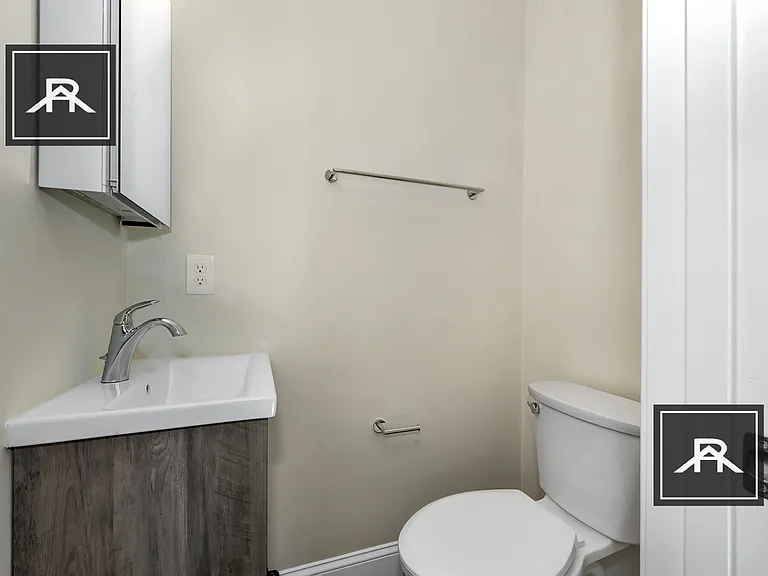 45 Wright Ave #2 — Photo 6