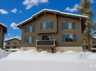 327 Silverpine Dr, McCall, ID 83638