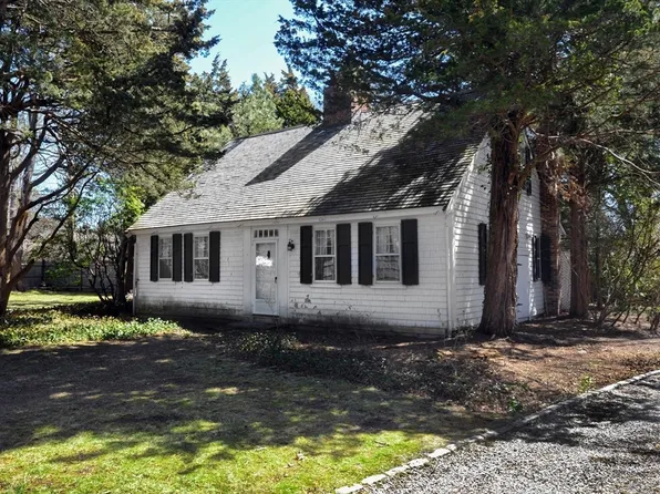 349 Powder Point Ave, Duxbury, MA 02332