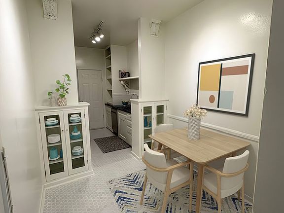 4th image of 1104 Brent Ave #0