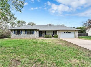 24 E Huntington Rd, Augusta, KS 67010