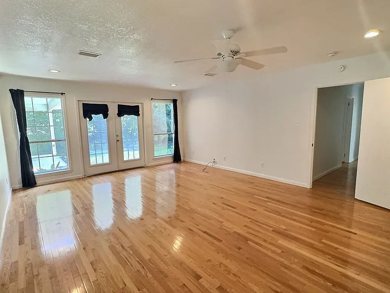 6509 Shore Dr — Photo 22