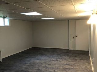 1014 W Edwards St, Springfield, IL 62704