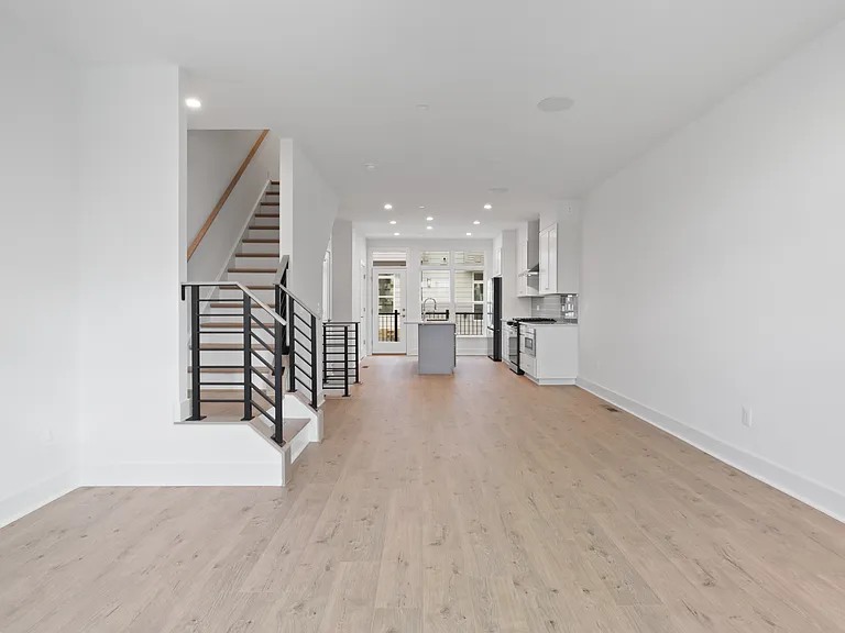 2064 Tysons Ridgeline Rd — Photo 9