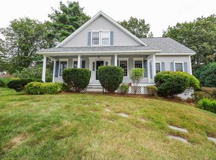 11 Mountain Rd, Bedford, NH 03110