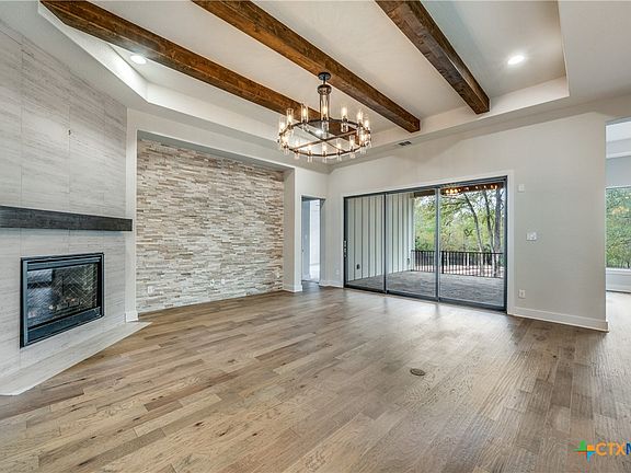 4th image of 132 Raptor Beak Way