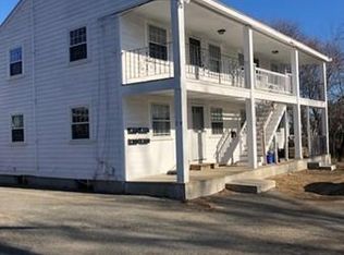 28R Bartlett St APT 4, Beverly, MA 01915