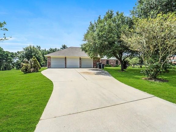 3rd image of 3011 Willow Oak Ln